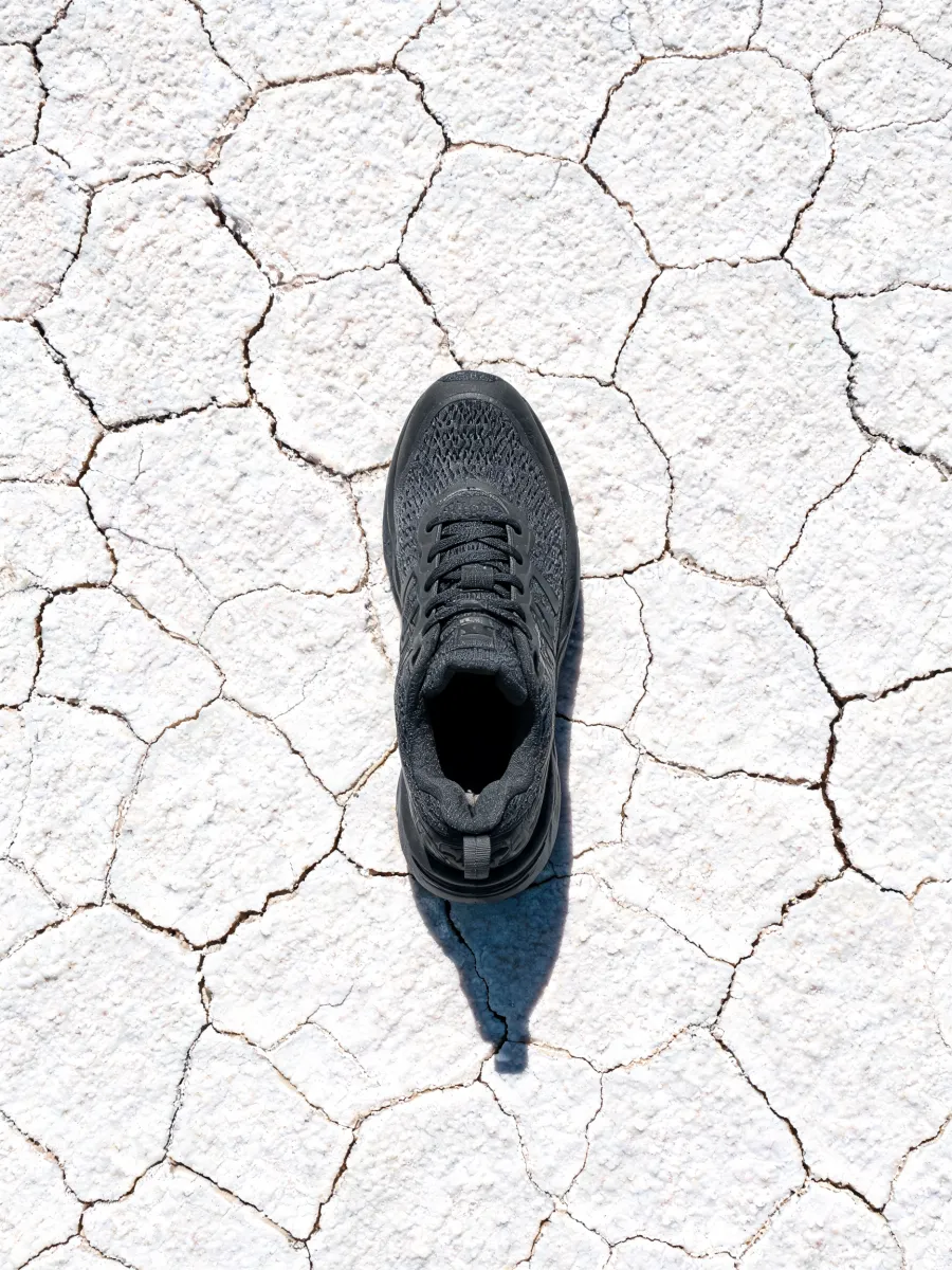 The same running shoe from directly above, salt polygons radiating around it